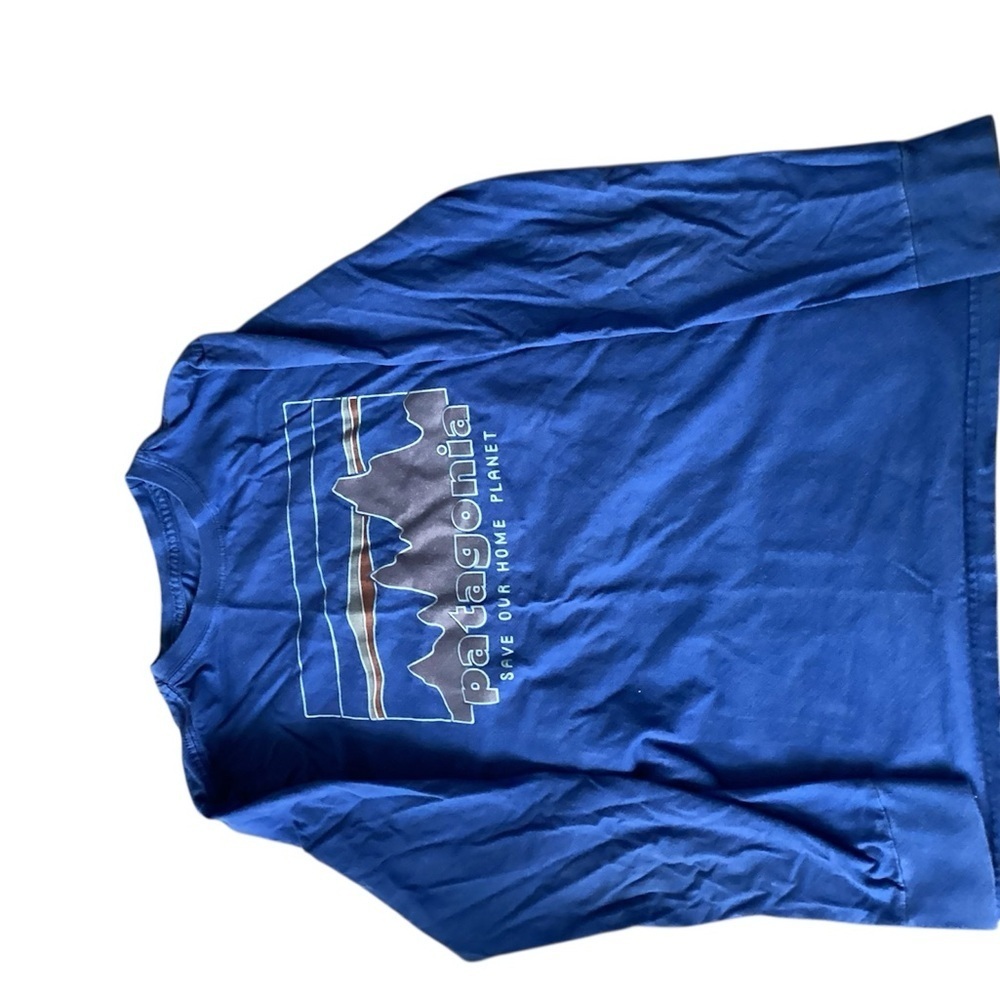 #105 Patagonia Blue Long Sleeve Graphic Tee Shirt size: (M) 10 KIDS